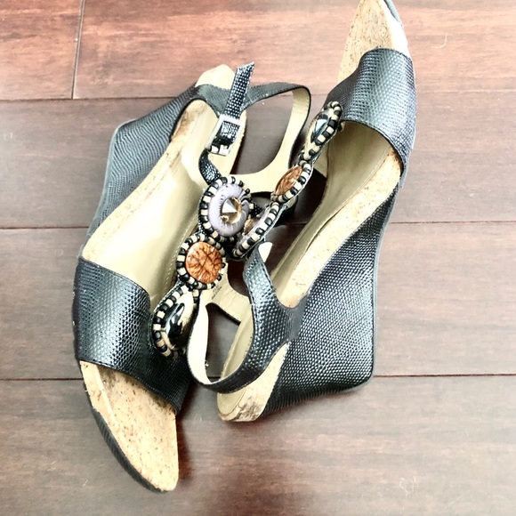 Kenneth Cole Women’s Black Wedge Sandals - Picture 11 of 12